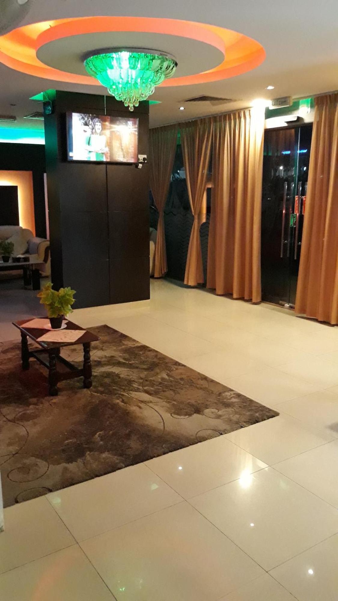Savoy Grand Hotel Apartments Muscat Exterior foto